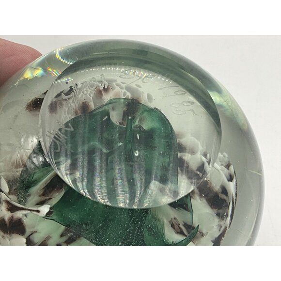 Hand Blown Glass Paperweight by The Glass Eye 1985 Etched Signed Floral Interior - Picture 14 of 16